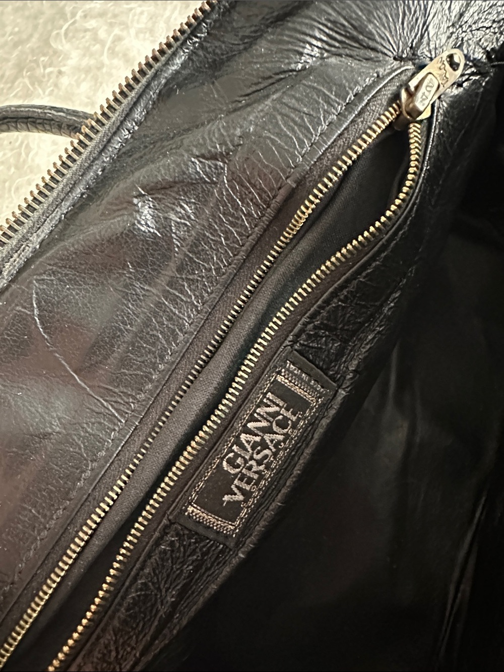 Gianni Versace Couture Vintage Black Croc Embossed Top Handle Bag Medusa - Picture 12 of 16